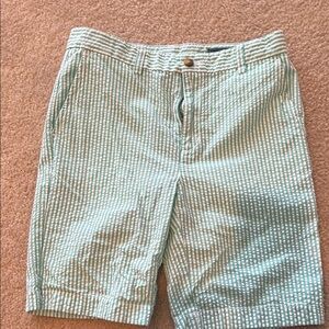 Vineyard Vines Green and White Seersucker Shorts